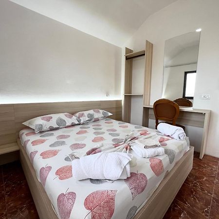Villa Kasa Durrës Buitenkant foto