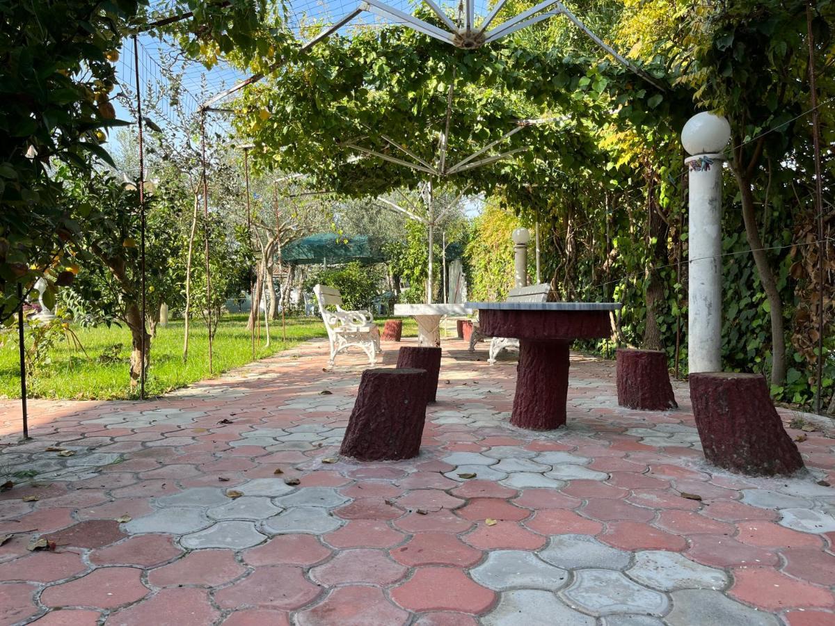 Villa Kasa Durrës Buitenkant foto