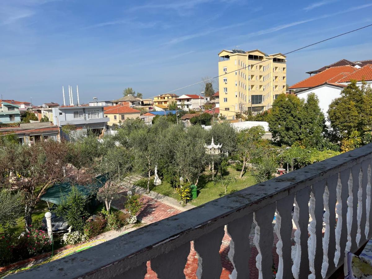 Villa Kasa Durrës Buitenkant foto