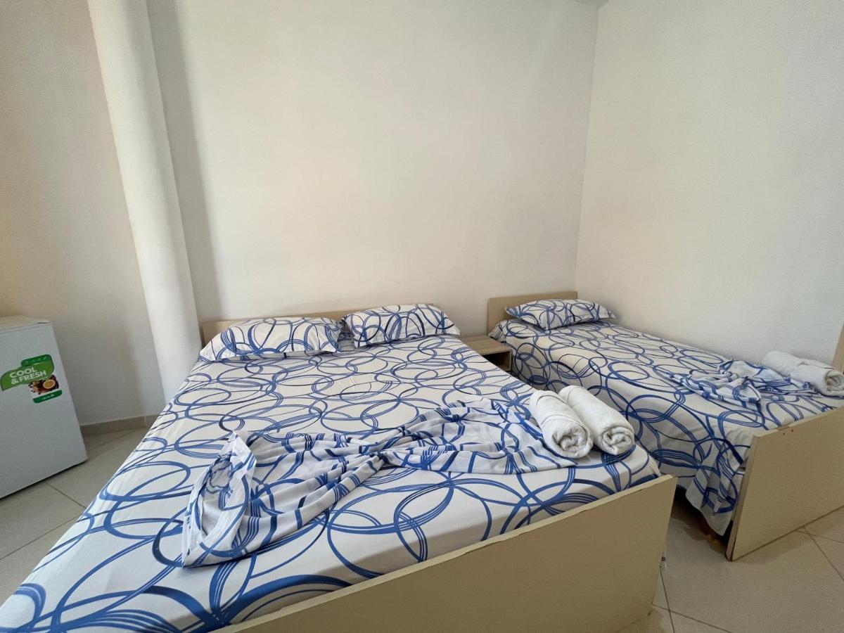 Villa Kasa Durrës Buitenkant foto