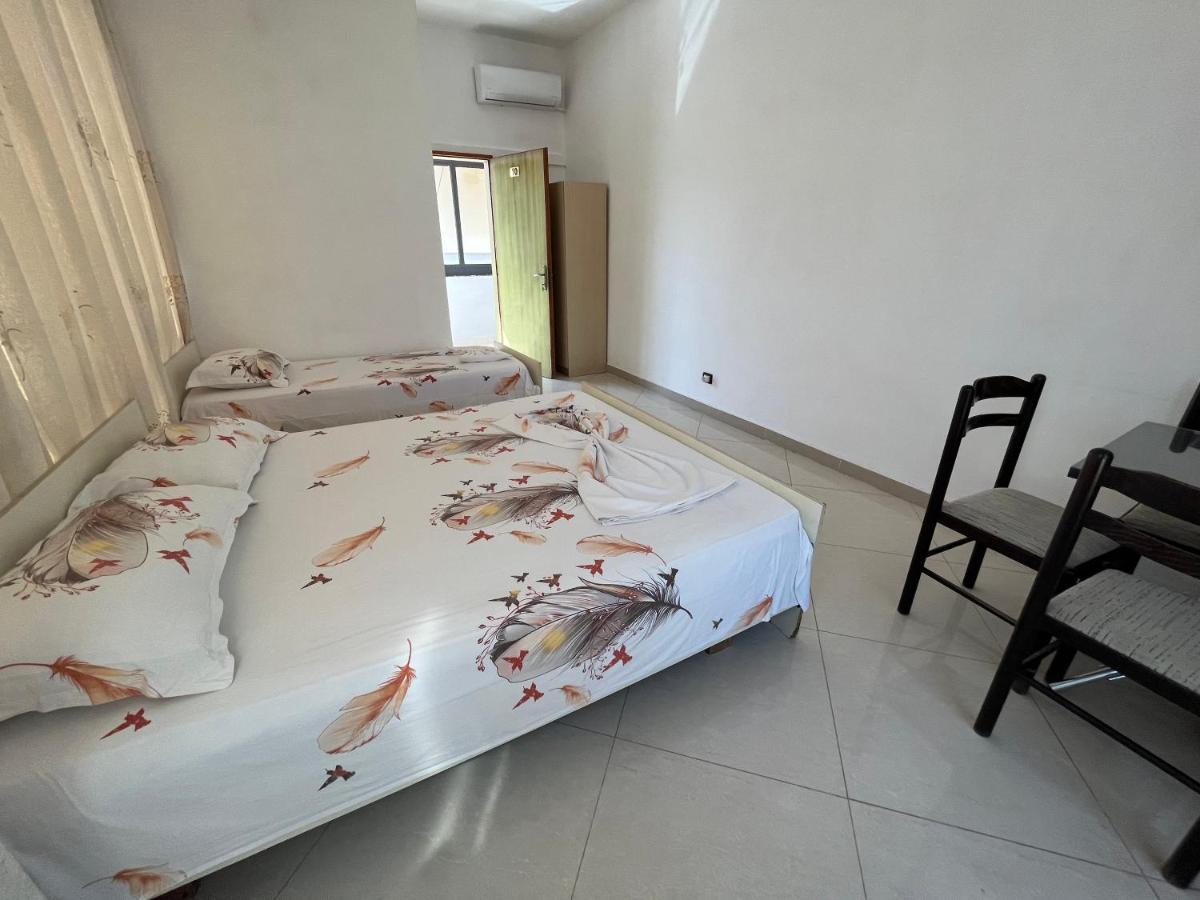 Villa Kasa Durrës Buitenkant foto