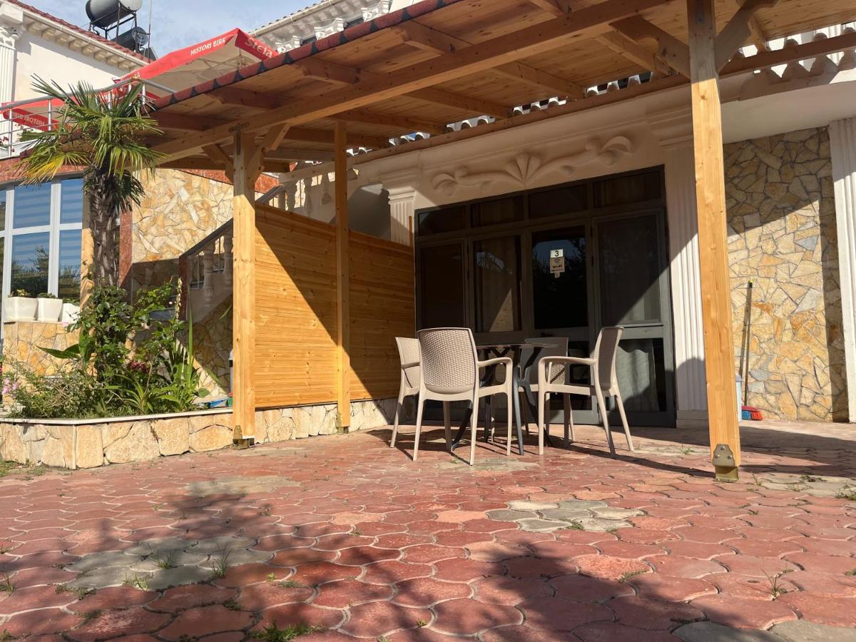 Villa Kasa Durrës Buitenkant foto