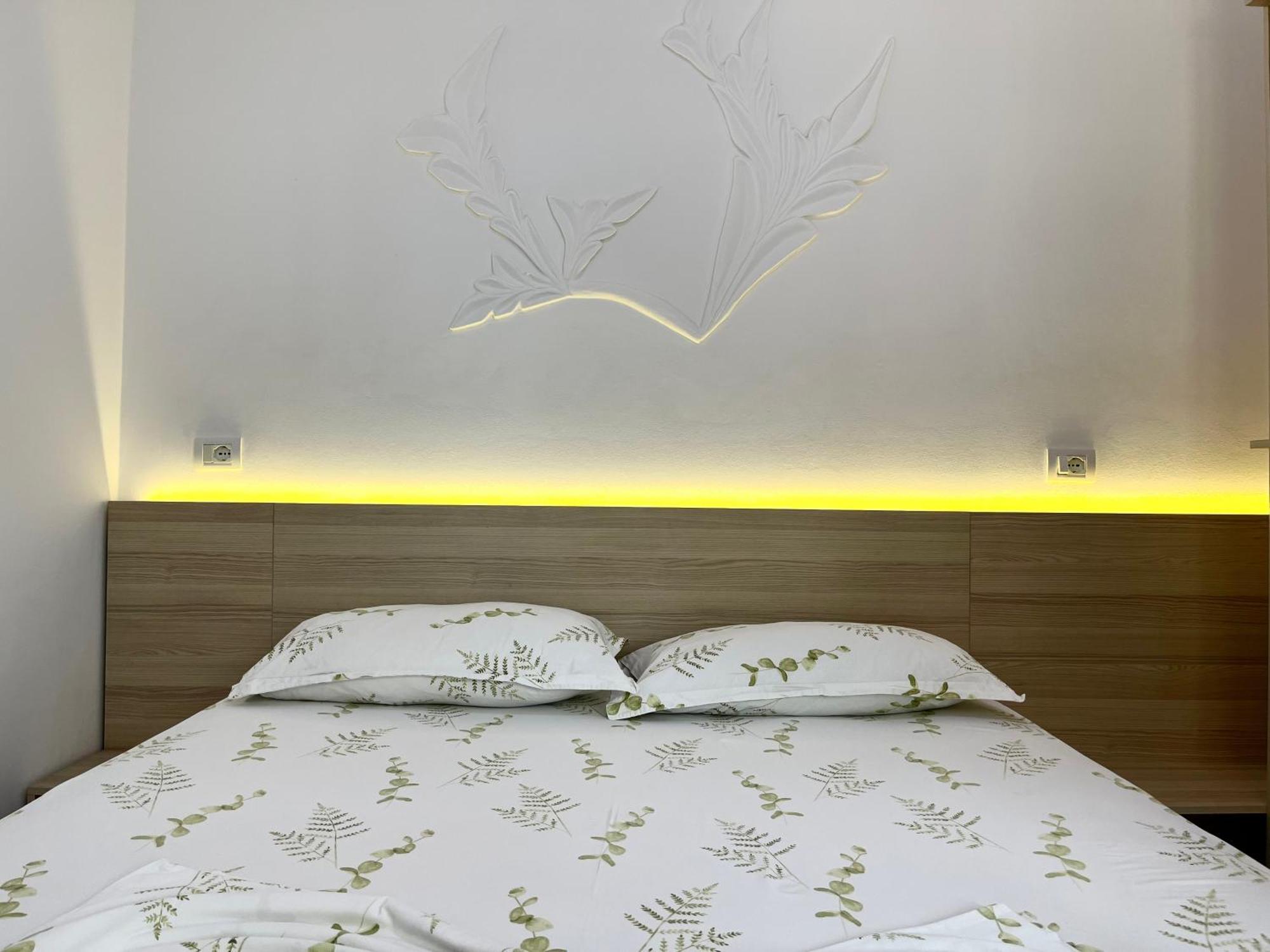 Villa Kasa Durrës Buitenkant foto