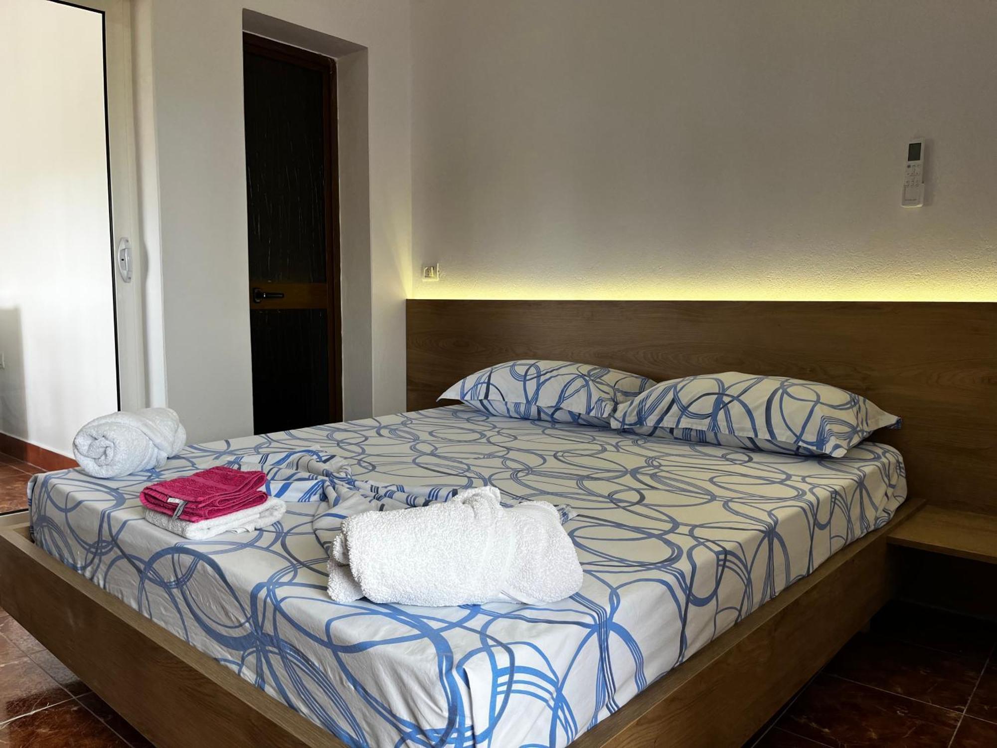 Villa Kasa Durrës Buitenkant foto